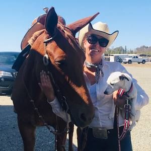 Meet your Posher, Amy